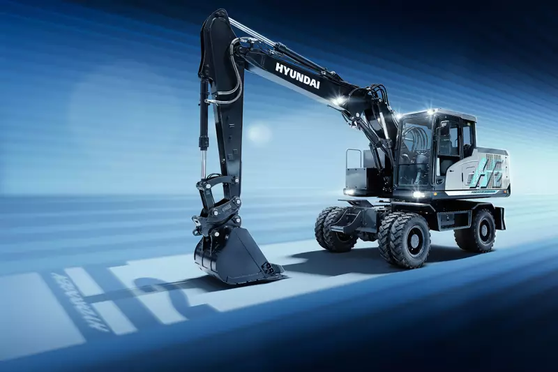 HD Hyundai setzt auf Wasserstoff. Der Brennstoffzellenbagger HW155H, vorgestellt als funktionsfähiger Prototyp auf der bauma 2022, soll voraussichtlich 2026 in Serie gehen. Quelle: HD Hyundai Construction Equipment
