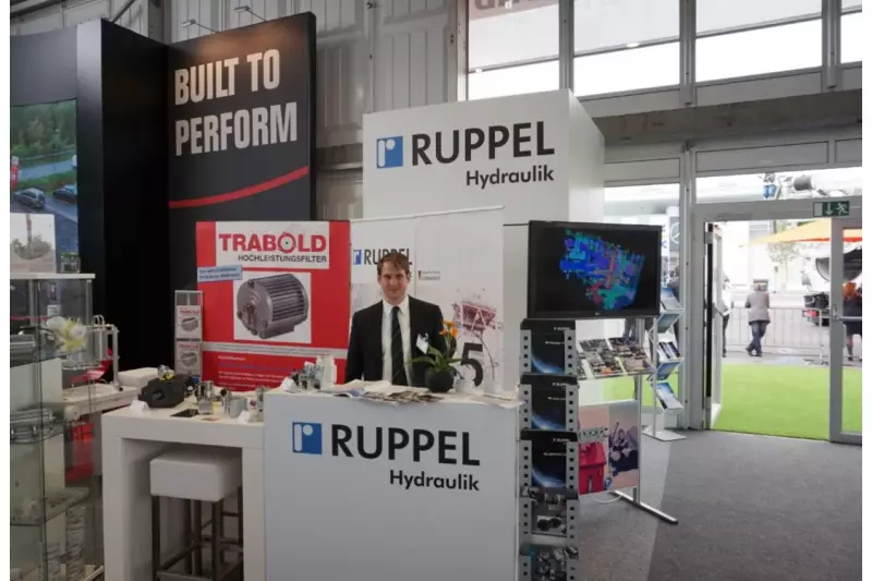 Ruppel Hydraulik steht für mehr als 45 Jahre Erfahrung und Kompetenz im Hydraulikbereich. Gerrit Ruppel, Prokurist des Unternehmens, stand Kunden mit individuellen Anforderungen zur Seite.