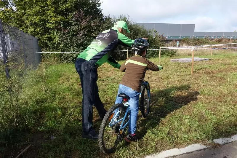 Auf einem Fahrrad-Parcours konnten Kinder ihr Geschick unter Beweis stellen.