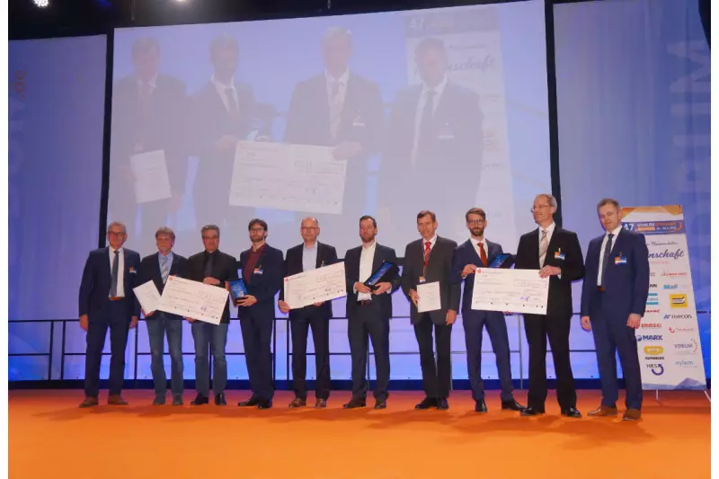 Die Sieger des VDBUM Förderpreises 2018. Über jeweils 2.500 Euro Preisgeld konnten sich die Gewinner freuen.