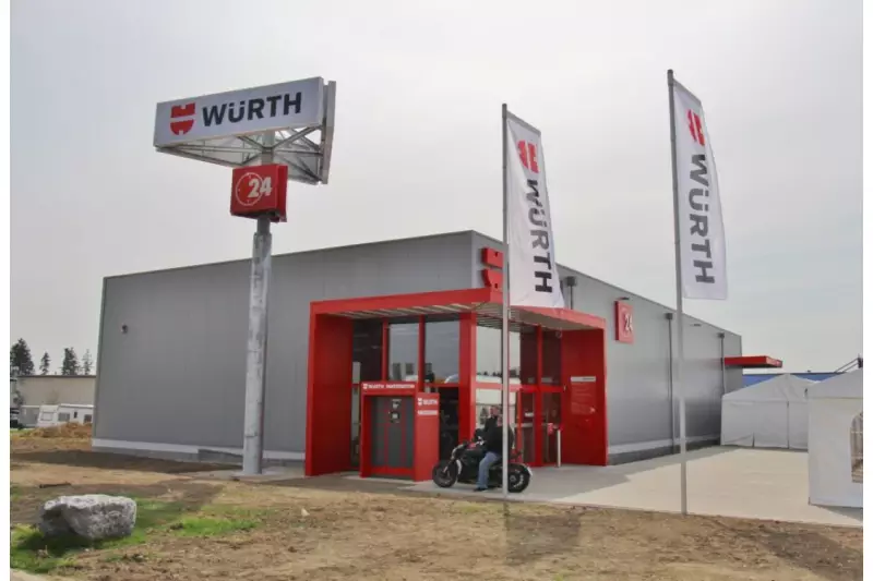 Mittel April feierte die neue „Würth24“-Niederlassung ihre Eröffnung: Sie glänzt besonders durch ihre gute Verkehrsanbindung sowie ihre ungewöhnlichen Öffnungszeiten. 