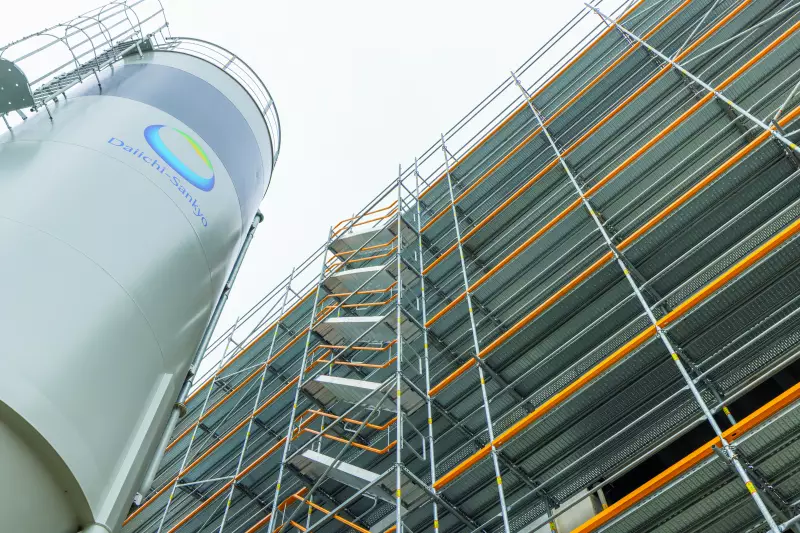 Das Pharmaunternehmen Daiichi Sankyo errichtet im bayerischen Pfaffenhofen an der Ilm ein neues Labor- und Produktionsgebäude, unterstützt durch eine Peri Up Gerüstlösung.