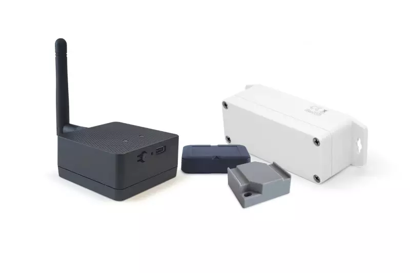 Bluetooth-Transponder schicken Daten an lokal platzierte oder mobile Empfängerstationen (Gateways), die sich in der Nähe befinden und die Daten von dort aus weiterleiten.