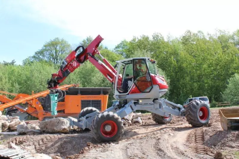 Perfektes Gelände zum Einsatz für schwere Geräte.