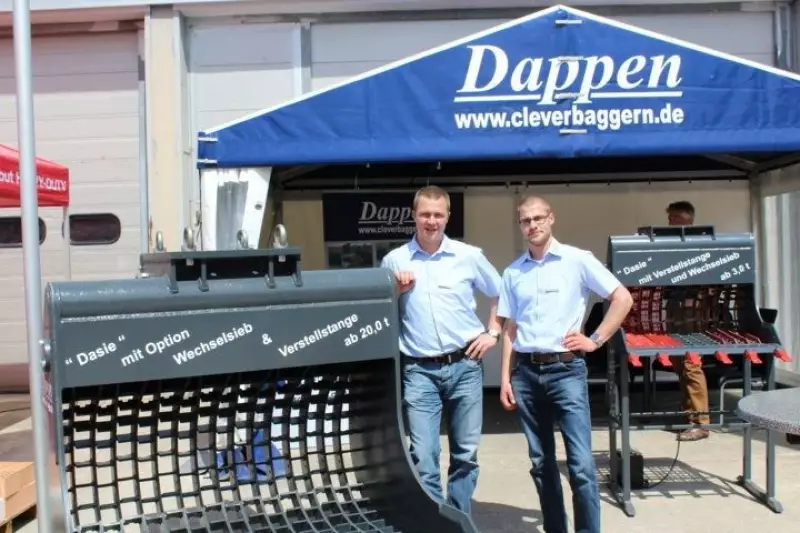 Das Unternehmen Dappen aus dem Rheinischen präsentierte Siebschaufeln und Brecherlöffel.