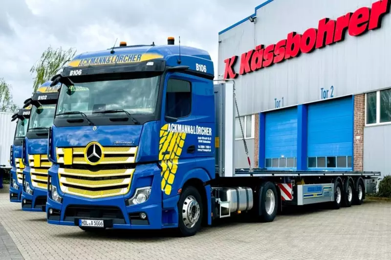 Die Ackmann & Lörcher GmbH & Co. KG, ein auf den Transport verschiedener Güter spezialisiertes Unternehmen, bevorzugt die Kässbohrer-Trailer wegen ihrer Gewichtseffizienz, anpassbaren Konstruktionsmöglichkeiten und des effizienten Support-Services.