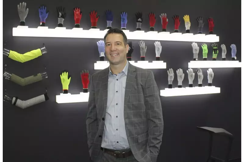 Für jeden Job den richtigen Schutzhandschuh gibt es bei der Firma Friedrich Münch. Wir sprachen mit dem Key Account Manager Ralf Berger. Quelle: Treffpunkt.Bau