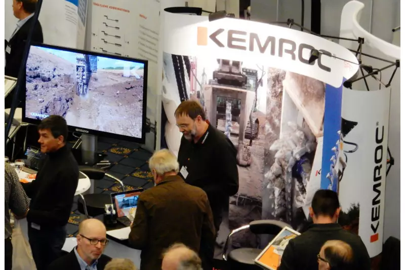 Spezialfräsen für den Anbau an Baggern und Baggerladern waren das zentrale Thema der Firma Kemroc aus Leimbach.
