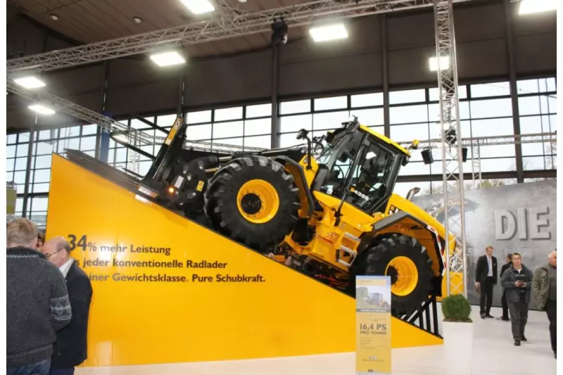 Es geht weiter aufwärts. Ein Feuerwerk an Innovationen gab es auf dem 2.500 m² Stand von JCB zu erleben.