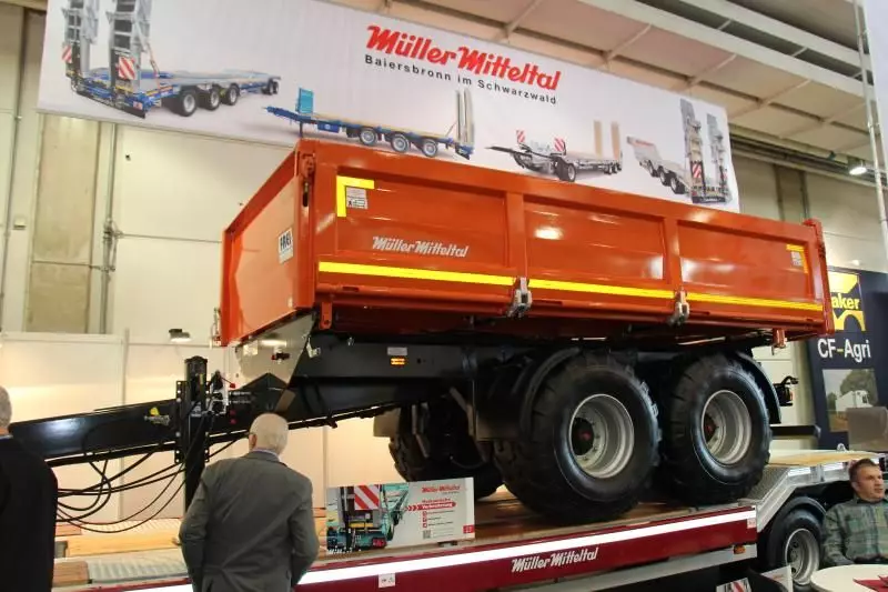 Müller Mitteltal stellte das erste
Mal auf der Agritechnica aus
und das mit großem Erfolg.