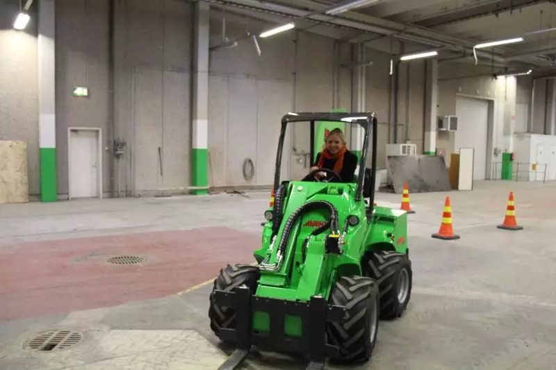 Auf einem Indoor-Parcours konnten die Teilnehmer/innen ihr Können unter Beweis stellen.