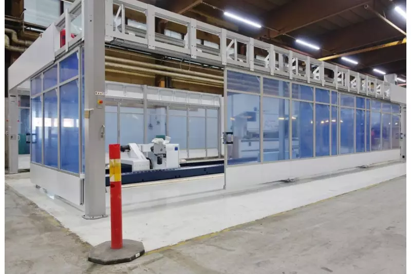 Laserschneideanlage sorgt für Präzision im Metallbau. Eine neue Faserlaser-Schneidmaschine wird im Herbst 2019 in Betrieb gehen. Avant investiert Millionensummen in eine moderne und effiziente Produktion.