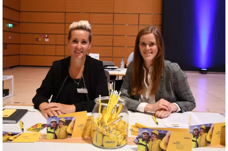 Doka präsentiert sich auf der bauma mit seinen Schalungs-Highlights und erstmals auch mit Gerüsten. Das erzählten uns (v.l.) Sabine Götz und Christina Schrittwieser.