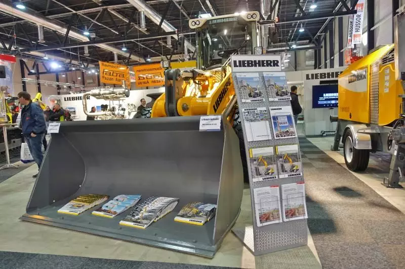 Unter dem Motto „Effizient durch Innovation“ präsentiert sich die Liebherr Firmengruppe auf der Baumag.