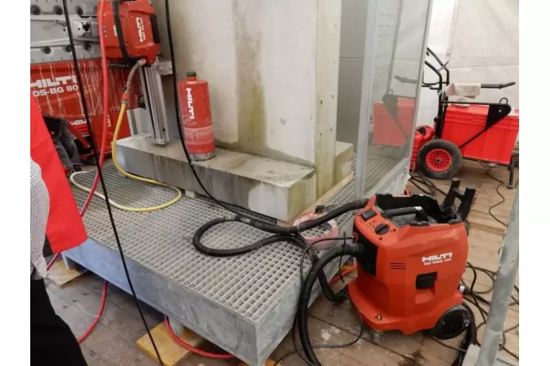 Das neue Hilti Wassermanagement-System DD-WMS 100 vereint drei Funktionen: Wasserversorgung für das Sägegerät, Absaugen von Schlammwasser und eine permanente Wasseraufbereitung.