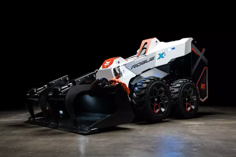 Auf der Intermat 2024 zeigt Bobcat sein Konzept des vollelektrischen und autonomen Laders RogueX2, die zweite Generation des ursprünglichen RogueX-Systems. 