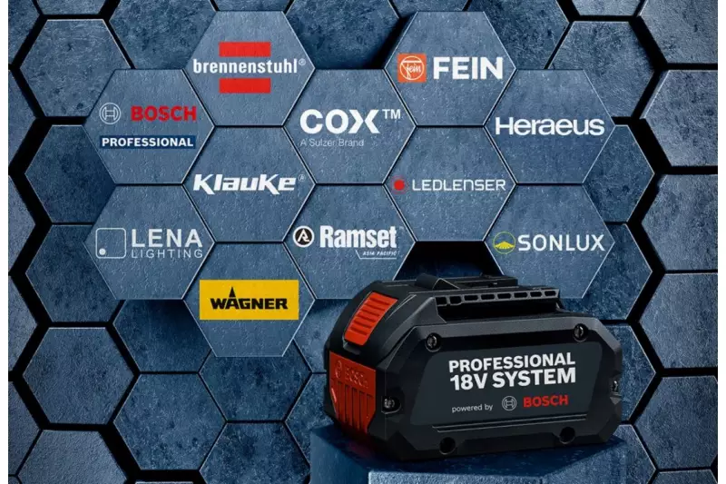 Der konsequente Ausbau des Professional 18V Systems geht weiter: Bosch Power Tools erweitert seine für den gewerblichen Einsatz konzipierte 18 Volt-Akku-Plattform um Elektrowerkzeuge der Marken Fein und Heraeus.