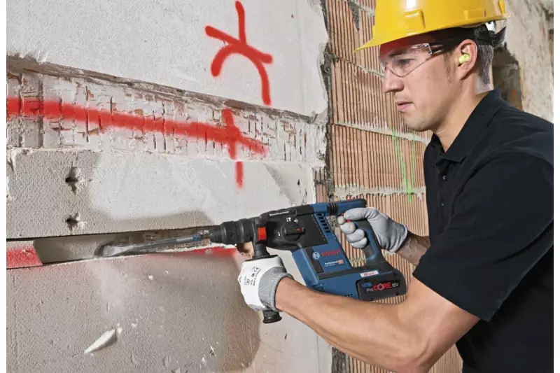 Große Neuigkeiten: Bosch Power Tools hat seine 18 Volt-Akku-Plattform für andere Profi-Marken geöffnet. Das gab der Hersteller zusammen mit seinen aktuellen
Partnern im Rahmen einer Online-Pressekonferenz Mitte Juli bekannt.