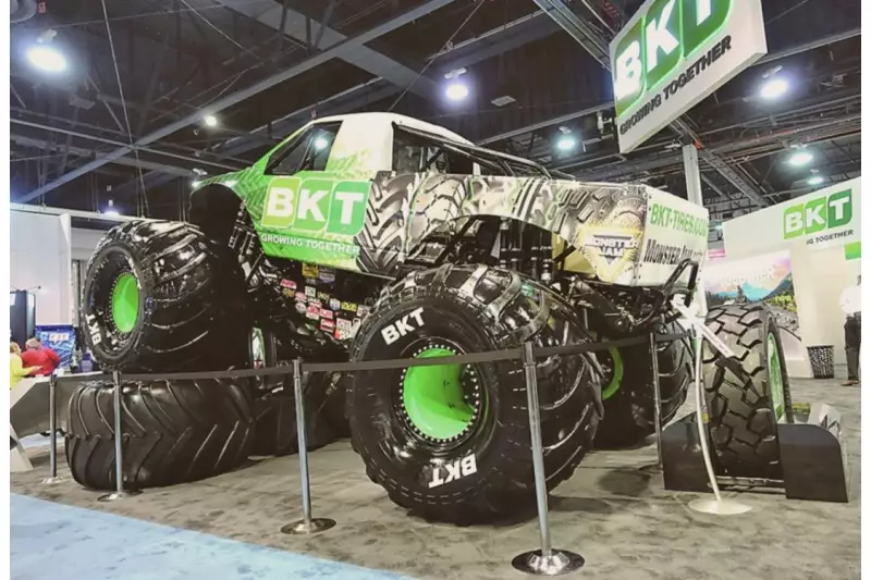 Der Monstertruck am BKT-Stand war begehrtes Fotomotiv – hauptsächlich eingesetzt werden die Offroad-Reifen von BKT allerdings an Baumaschinen.