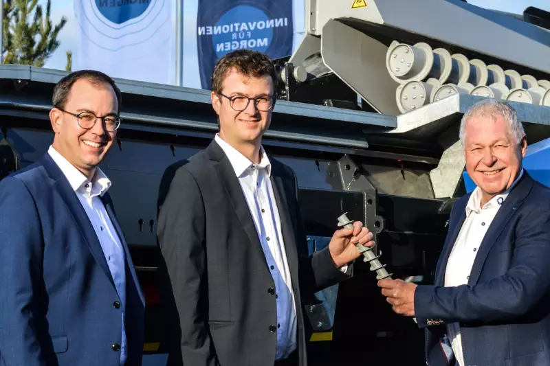 Übergabe der SPLITTER-Welle an die nächste Generation von Bernd Günther an Max Günther