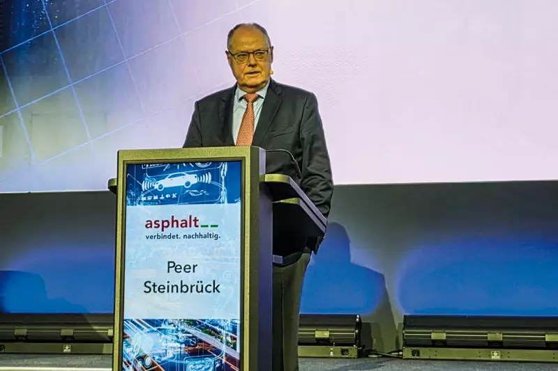 Peer Steinbrück sprach auf den Deutschen Asphalttagen 2026 über die Zukunftsfähigkeit der Infrastruktur in Deutschland. Quelle: Deutscher Asphaltverband e.V.
