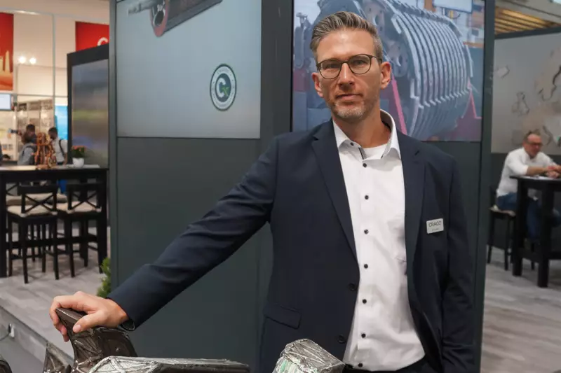 8.000 t hochwertigen Verschleißstahl verarbeitet Craco pro Jahr. Den Fokus setzt der Anbieter von Verschleißschutzlösungen auf die Kostenreduzierung für den Kunden durch Optimierung der Verschleiß-Situation vor Ort. Ansprechpartner am Stand war David Klees, Vertriebsleiter. Quelle: Treffpunkt.Bau