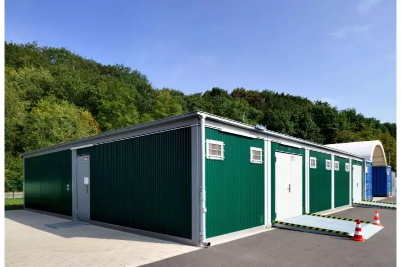 FAGSI Containerbauten sind stets maßgeschneiderte Lösungen: Mit individuellen Raumaufteilungen und Grundrissgestaltungen lassen sie sich perfekt an unterschiedliche Aufgaben anpassen.