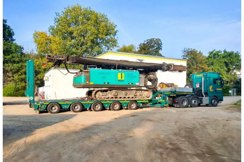 Der Semi-Tieflader ist ein wahres Multitalent. 