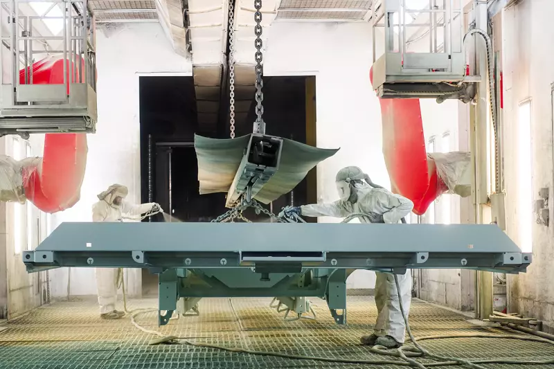 Im Rahmen der Veranstaltung bot Fliegl geführte Rundgänge durch Werk 1 und Werk 2 an, bei denen Besucher Einblicke in die Produktionsabläufe und zentrale Fertigungsbereiche erhielten. Quelle: Treffpunkt.Bau
