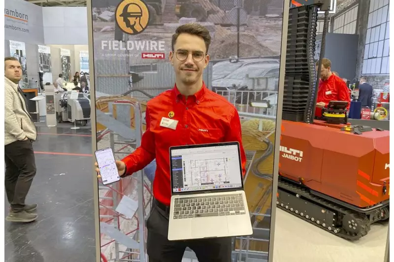 Fieldwire ist nicht nur ein Baustellenmanagement-Tool: Es ist der Ort, an dem das gesamte Projektteam zusammenkommt, um zusammenzuarbeiten und Informationen in Echtzeit auszutauschen. Wie das genau funktioniert, erklärte Marian Weber, Fieldwire Experte bei der Hilti Deutschland AG. Quelle: Treffpunkt.Bau