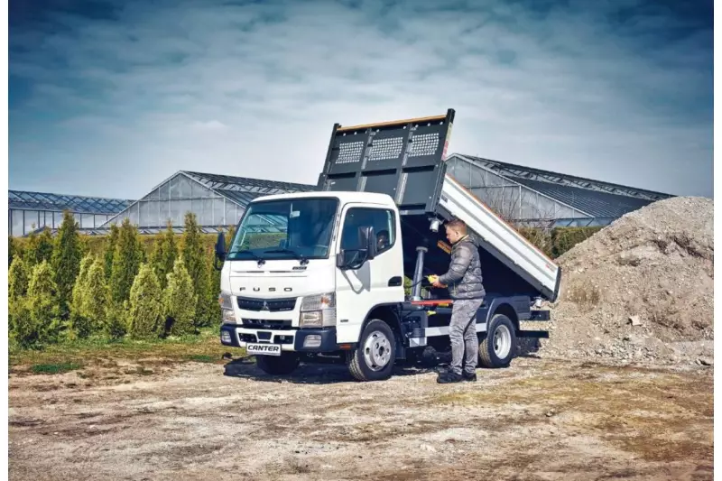 Der Fuso Canter ist in zahlreichen Varianten erhältlich. Werksaufbauten des italienischen Aufbauherstellers Scattolini sind die perfekte Ergänzung für alle Canter in den Gewichtsklassen von 3,5 t bis 7,5 t.