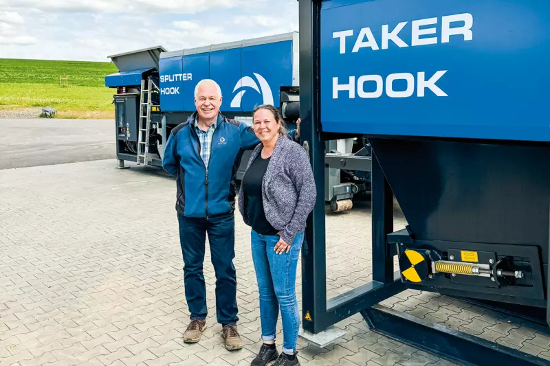 „Nachhaltig bedeutet für uns als Familienunternehmen, zukunftsorientiert zu denken, Fachkräfte auszubilden und langfristig durch gute Arbeitsbedingungen zu binden, in der Region aktiv zu sein und sie weiterzuentwickeln“, sagt Bernd Günther, der uns zusammen mit Marketingleiterin Christina Scheer das Unternehmen zeigte. Quelle: Treffpunkt.Bau
