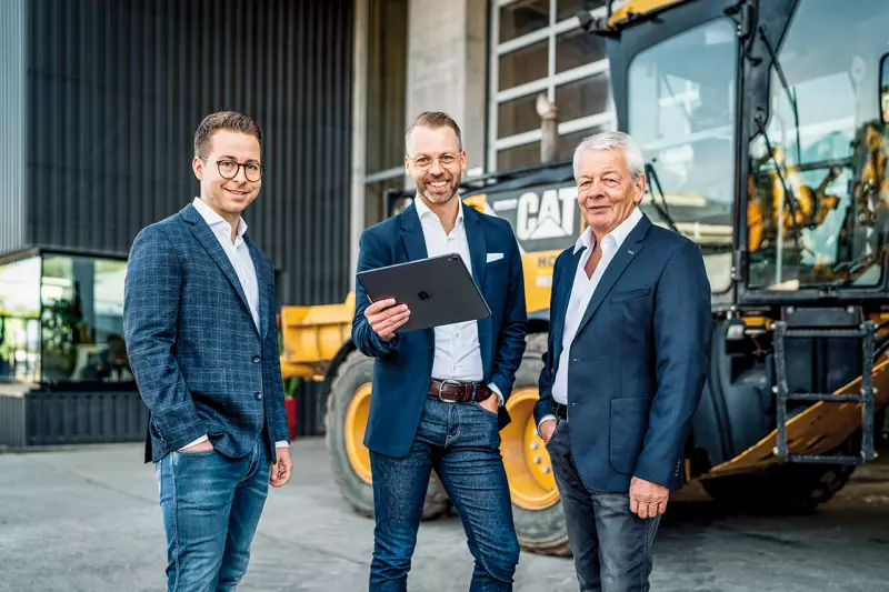 Die Geschäftsführung der Hoch-Gruppe: Matthias Hoch mit seinen Söhnen Fabio (l.) und Dr. Nino Hoch. Quelle: Hoch-Gruppe