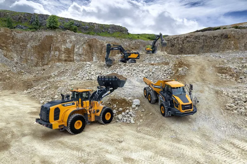 Das Maschinenangebot und das Partnernetzwerk von Hyundai CE wachsen stetig.