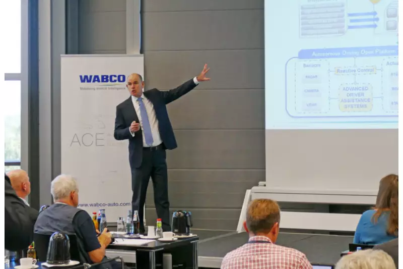 Jacques Esculier, CEO Wabco, hält das Unternehmen strikt auf Wachstumskurs. Das Produktprogramm des weltweit aktiven Zulieferers ist breit gefächer t. Es reicht von Fahrerassistenzsystemen und Fahrzeugsteuerungen über Bremstechnologien bis hin zu Druck-luftmanagementsystemen.