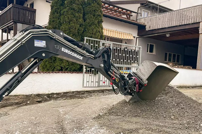 Ganz gleich, welcher Einsatz – durch den RotoTop erhöht sich die Flexibilität jeden Baggers, sodass Zeit, Geld und Manpower gespart werden und die Aufgaben schneller abgewickelt werden.