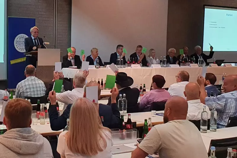 Der Fachverband Betonbohren und -sägen Deutschland e. V. ist mit mehr als 750 Mitgliedern weltweit der stärkste Arbeitgeberverband dieser Branche. Mitglieder sind Dienstleistungsbetriebe und Herstellerfirmen rund ums Betonbohren und Betonsägen.