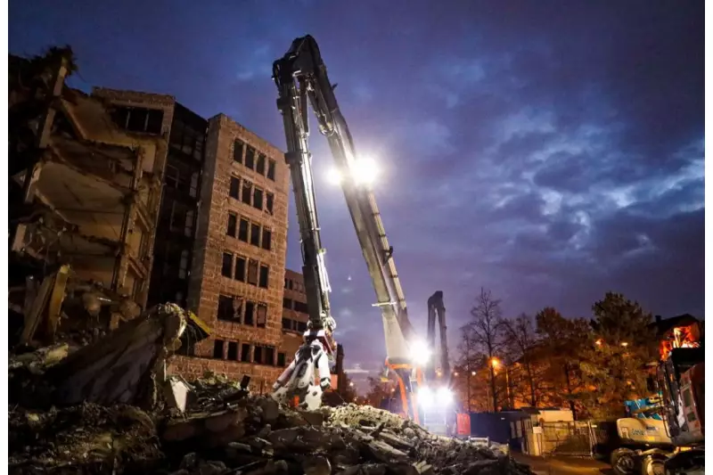 Morgenstimmung auf der Großbaustelle am Nordwestring im Nürnberger Norden.