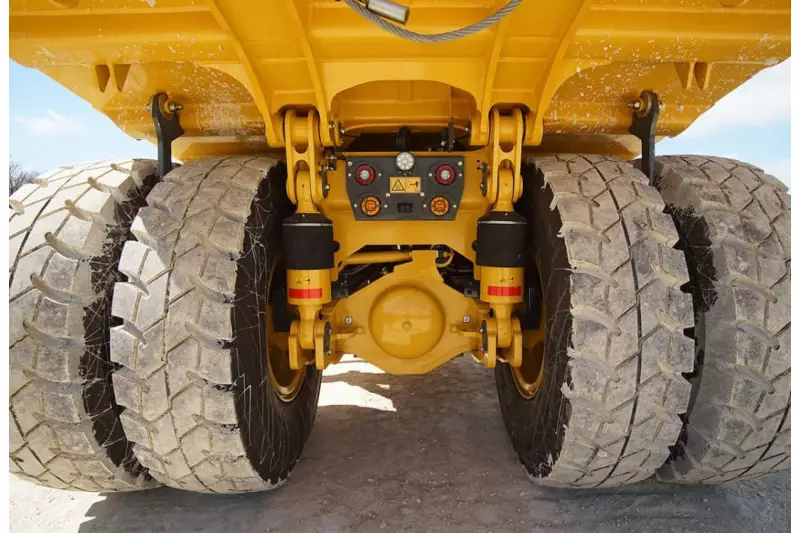 Neu: Die gefederte Hinterachse des Bell-4×4 bringt mehr Komfort und Sicherheit. Ebenfalls neu: die sensorgestützte automatische Traktionskontrolle.