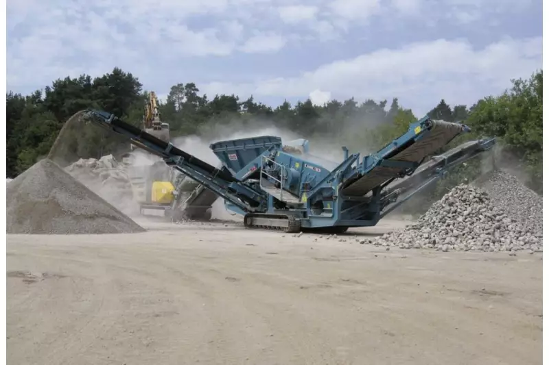 Das Powerscreen Warrior 800: ein aggressives, trennstarkes Sieb.