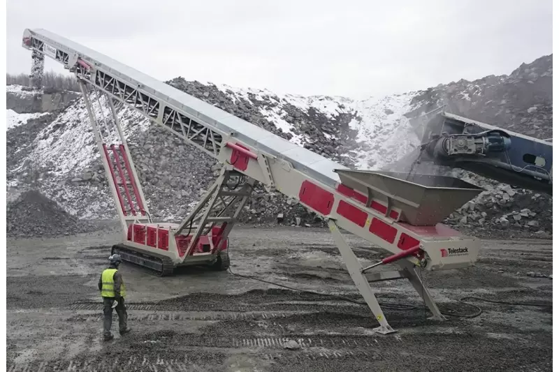 Gewichtsoptimiert und hochbelastbar: Telestack Bänder wie das TLC 1031 Zero sind für den dauerhaften Betrieb unter Maximallast mit robusten Gitterrohrrahmen ausgestattet. Quelle: Kölsch