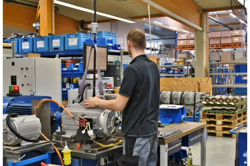 Obligatorische Abschlussprüfung. Jeder KW-Generator wird mit Prüfprotokoll ausgeliefert.