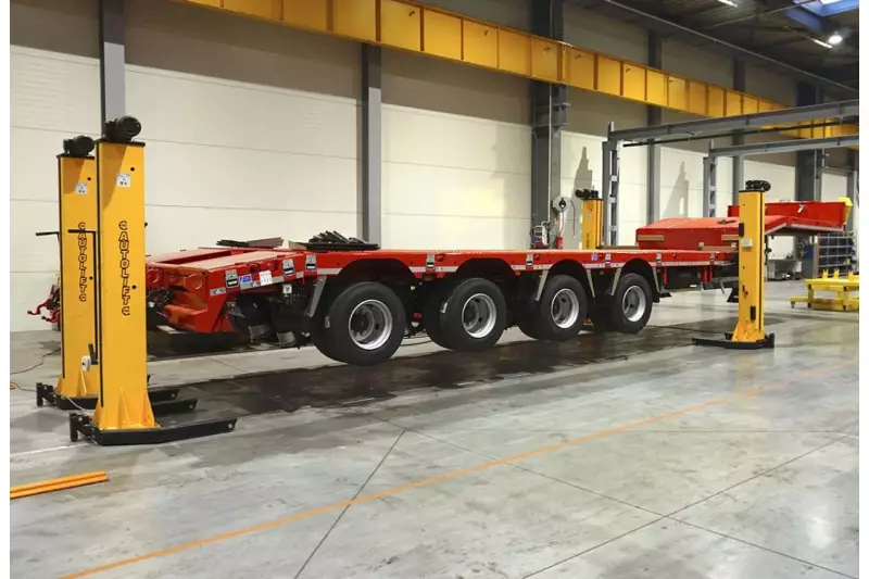 Das Hauptprodukt aus Wieluń. Jeder Smart-Line Tieflader wird kundenspezifisch gebaut. Quelle: Treffpunkt.Bau