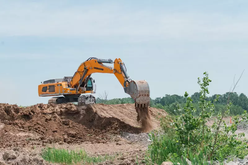 L. Walter & Sons Excavating schätzt die Leistung, Geschwindigkeit und Qualität des R 992.