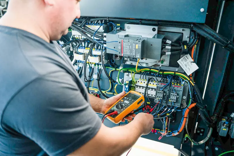 Qualität aus Deutschland. Liebherr fertigt die LPOs im Werk Biberach. Unter anderem stammen Display, Steuerung und Software aus eigener Produktion. Quelle: Liebherr