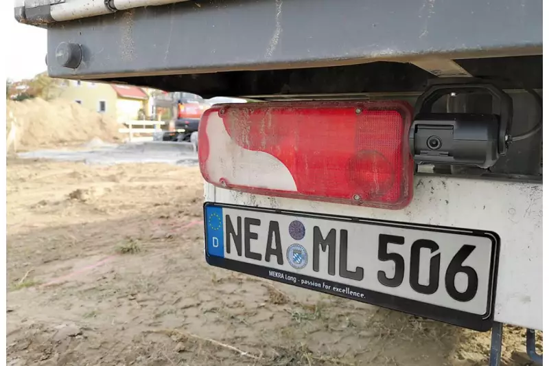 Temperaturen unter dem Gefrierpunkt sind für die beheizbare Kameralinse kein Problem. Dank ihrer hohen Lichtempfindlichkeit liefert sie auch bei Dunkelheit gestochen scharfe Bilder.