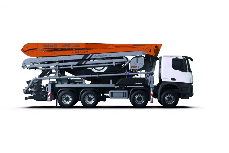 Cifa präsentierte auf der bauma 2025 die neue Betonpumpe MK35H, die durch ihren leichten Carbon-Ausleger, die leistungsstarke PB908-Pumpeinheit und das intuitive Easytronic-Steuerungssystem überzeugt.