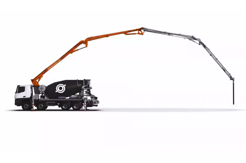 Mit einer Förderleistung von bis zu 90 m³ pro Stunde, hoher Wendigkeit und geringem Kraftstoffverbrauch setzt sie neue Maßstäbe in Effizienz und Bedienkomfort.