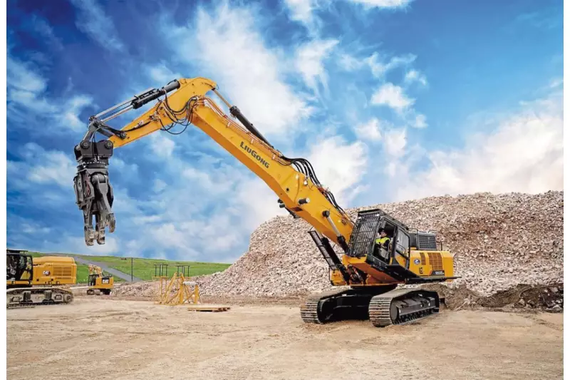 LiuGong-Kettenbagger ab 20 t gibt es auch mit einer optionalen Longfrontausrüstung.