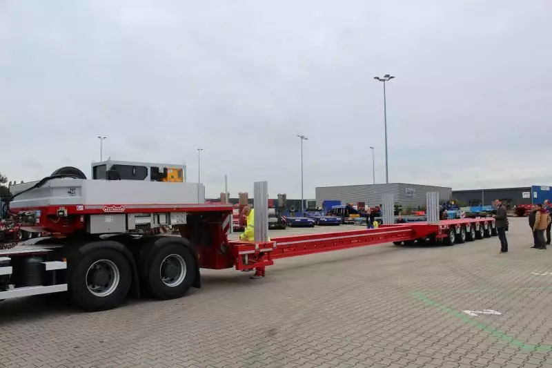 Der neue „Manoovr“ im voll telekopierten Fahrzustand.